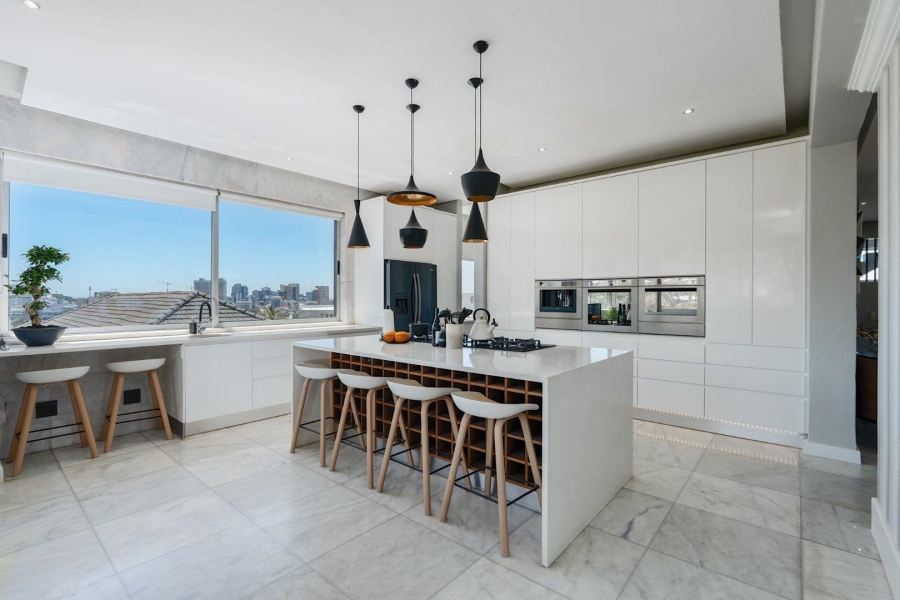 3 Bedroom Property for Sale in Oranjezicht Western Cape